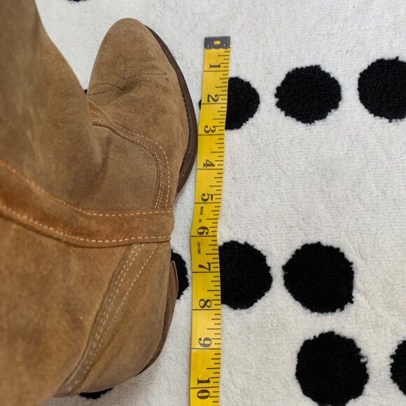 Frye Vintage Suede Western Cowboy Boots 7 Tan Distressed Heel Boho Cowgirl USA - Picture 16 of 16
